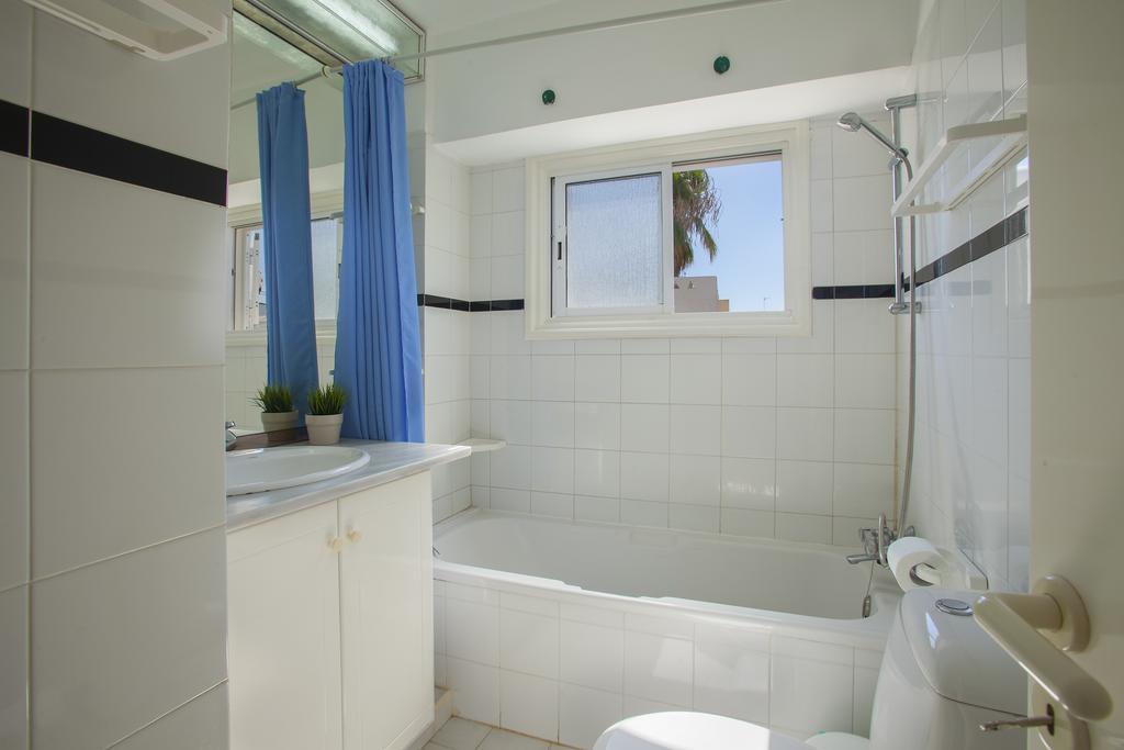 Protaras Holiday Suite Annie 外观 照片